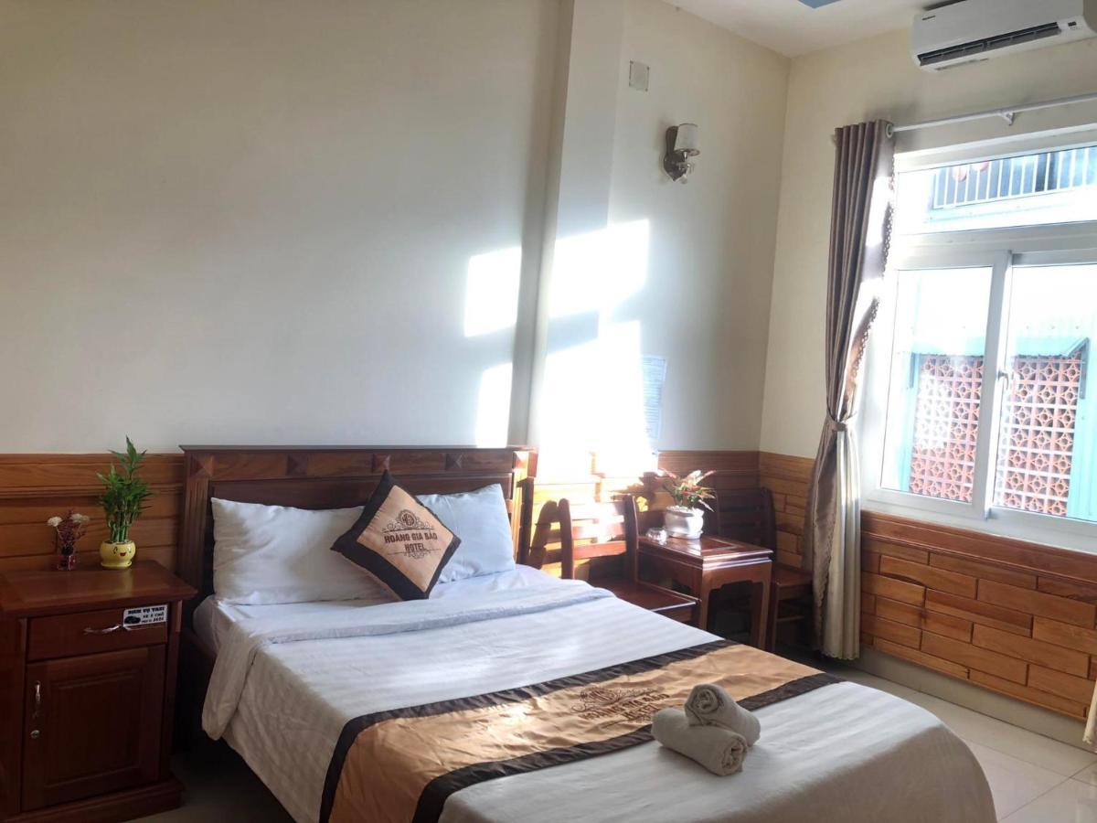 Hoang Gia Bao Hotel Tỉnh Kontum Kültér fotó