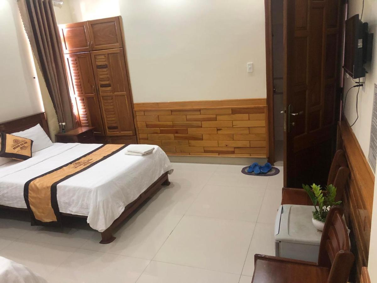 Hoang Gia Bao Hotel Tỉnh Kontum Kültér fotó